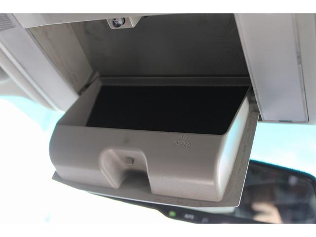 ヴェルファイア ２．４Ｚ　ゴールデンアイズ　ＥＴＣ　バックカメラ　ナビ　ＴＶ　クリアランスソナー　オートクルーズコントロール　両側電動スライドドア　ＨＩＤ　電動リアゲート　スマートキー　電動格納ミラー　３列シート　ＣＶＴ　アルミホイール　ＣＤ（34枚目）