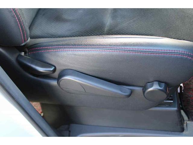 ヴェルファイア ２．４Ｚ　ゴールデンアイズ　ＥＴＣ　バックカメラ　ナビ　ＴＶ　クリアランスソナー　オートクルーズコントロール　両側電動スライドドア　ＨＩＤ　電動リアゲート　スマートキー　電動格納ミラー　３列シート　ＣＶＴ　アルミホイール　ＣＤ（35枚目）