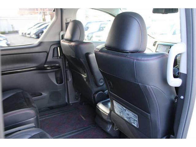 ヴェルファイア ２．４Ｚ　ゴールデンアイズ　ＥＴＣ　バックカメラ　ナビ　ＴＶ　クリアランスソナー　オートクルーズコントロール　両側電動スライドドア　ＨＩＤ　電動リアゲート　スマートキー　電動格納ミラー　３列シート　ＣＶＴ　アルミホイール　ＣＤ（53枚目）