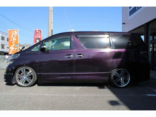 ヴェルファイア ２．４Ｚ　プラチナセレクションＩＩ　ＥＴＣ　バックカメラ　ナビ　ＴＶ　クリアランスソナー　両側電動スライドドア　ＨＩＤ　電動リアゲート　スマートキー　電動格納ミラー　後席モニター　３列シート　ＣＶＴ　アルミホイール　Ｂｌｕｅｔｏｏｔｈ（14枚目）
