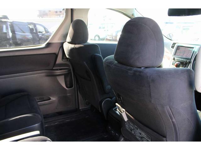 ヴェルファイア ２．４Ｚ　プラチナセレクションＩＩ　ＥＴＣ　バックカメラ　ナビ　ＴＶ　クリアランスソナー　両側電動スライドドア　ＨＩＤ　電動リアゲート　スマートキー　電動格納ミラー　後席モニター　３列シート　ＣＶＴ　アルミホイール　Ｂｌｕｅｔｏｏｔｈ（26枚目）