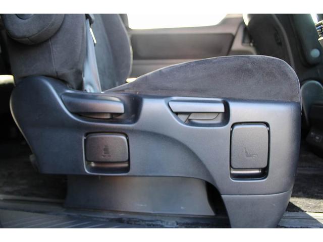 ヴェルファイア ２．４Ｚ　プラチナセレクションＩＩ　ＥＴＣ　バックカメラ　ナビ　ＴＶ　クリアランスソナー　両側電動スライドドア　ＨＩＤ　電動リアゲート　スマートキー　電動格納ミラー　後席モニター　３列シート　ＣＶＴ　アルミホイール　Ｂｌｕｅｔｏｏｔｈ（30枚目）