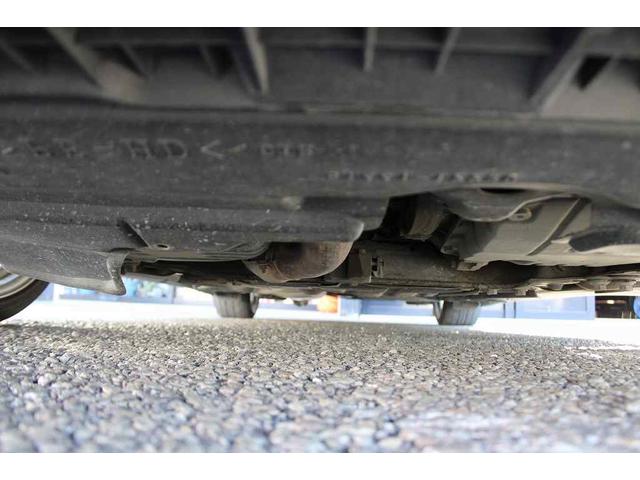 ヴェルファイア ２．４Ｚ　プラチナセレクションＩＩ　ＥＴＣ　バックカメラ　ナビ　ＴＶ　クリアランスソナー　両側電動スライドドア　ＨＩＤ　電動リアゲート　スマートキー　電動格納ミラー　後席モニター　３列シート　ＣＶＴ　アルミホイール　Ｂｌｕｅｔｏｏｔｈ（63枚目）