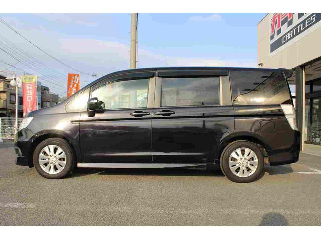 ステップワゴンスパーダ S スライドドア HID キーレスエントリー CVT アルミホイール 盗難防止システム 衝突安全ボディ ABS エアコン パワーステアリング パワーウィンドウ(5枚目)