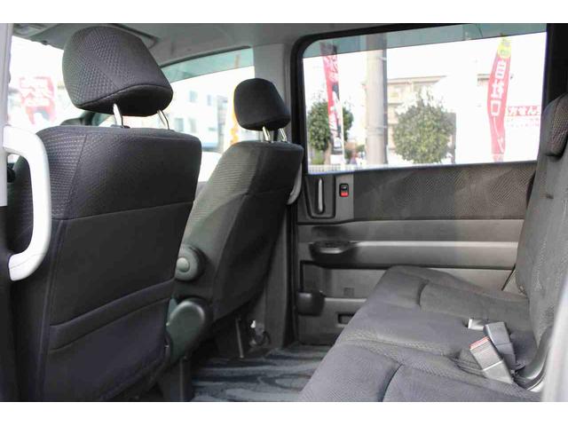 ステップワゴンスパーダ S スライドドア HID キーレスエントリー CVT アルミホイール 盗難防止システム 衝突安全ボディ ABS エアコン パワーステアリング パワーウィンドウ(22枚目)