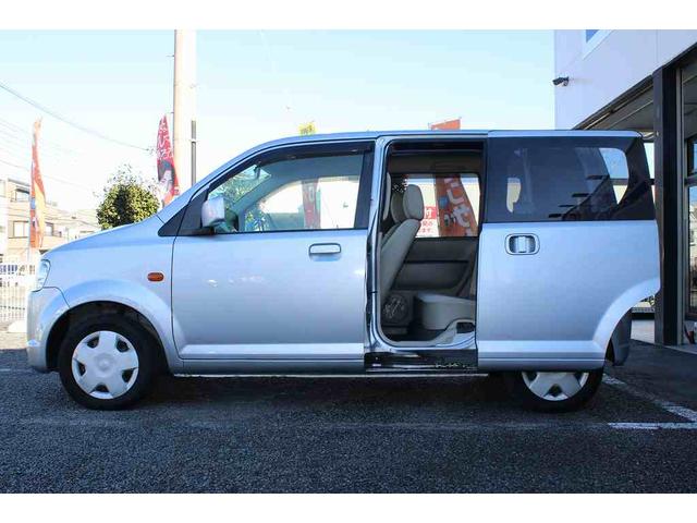 eKワゴン GS キーレス付き 盗難防止機能 フルフラット 運転席エアバッグ デュアルエアバッグ パワステ 衝突安全ボディ ベンチシート エアコン パワーウインドウ ABS(6枚目)