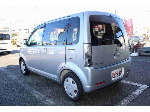 eKワゴン GS キーレス付き 盗難防止機能 フルフラット 運転席エアバッグ デュアルエアバッグ パワステ 衝突安全ボディ ベンチシート エアコン パワーウインドウ ABS(8枚目)