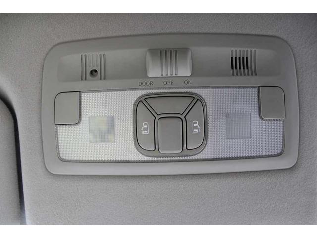 エスティマ ２．４アエラス　Ｇエディション　ダブルエアコン　ＥＴＣ　テレビ　フリップダウンモニター　発光スカッフプレート（36枚目）
