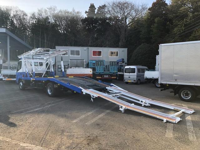デュトロ ２台積キャリアカー　細谷車体　自動歩み　積載３．１５ｔ　Ｆ６　６速　マニュアル　二台積　車載車（15枚目）