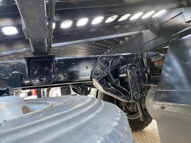 デュトロ ２台積キャリアカー　細谷車体　自動歩み　積載３．１５ｔ　Ｆ６　６速　マニュアル　二台積　車載車（36枚目）