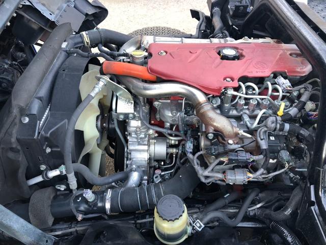 デュトロ ２台積キャリアカー　細谷車体　自動歩み　積載３．１５ｔ　Ｆ６　６速　マニュアル　二台積　車載車（50枚目）
