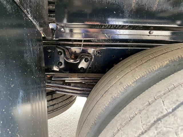 エルフトラック 高所作業車　タダノ　ＡＴ－１４６ＴＥ　電工仕様　作業床高さ１４．５ｍ　バケット２５０ｋｇ　車検付　ＴＡＤＡＮＯ　シフト：Ｆ６　６速　マニュアル　バックカメラ（28枚目）