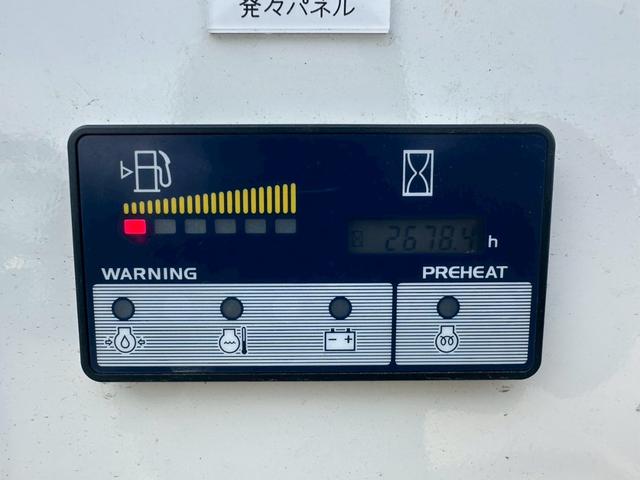 デュトロ 照明車　４ＷＤ　走行１０千ｋｍ　発電機　デンヨー　照度７５ルクス　メタルハイドランプ　照明機伸縮　旋回角度０〜３５０°　地上高１０．２ｍ　照明６つ（26枚目）
