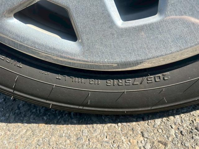 キャンター フックロール　極東開発　ＪＭ０２－５３　キャブバックステップ　走行４４千ｋｍ　積載３ｔ　Ｉ５　５速　マニュアル　脱着装置付コンテナ専用車　コンテナ車　アームロール（44枚目）