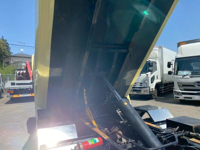 キャンター 巻込みパッカー　モリタエコノス　５．９立米　汚水タンク　車検付　積載２．４ｔ　Ｉ５　５速マニュアル　塵芥車　パッカー車　巻き込み式　巻込み　回転板　２ｔパッカー　２トンパッカー（22枚目）