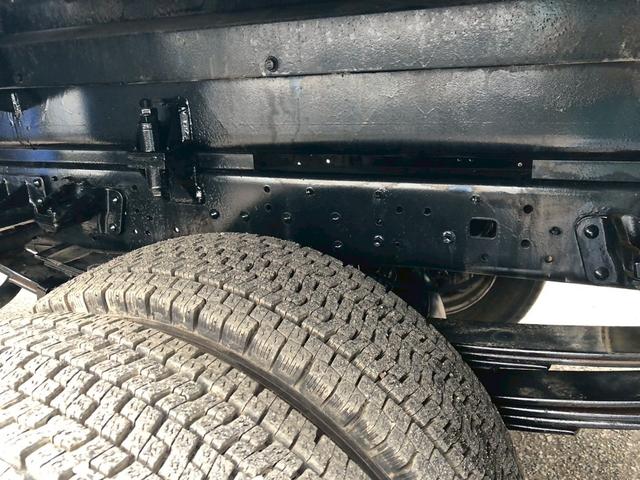 デュトロ 高所作業車　アイチ　ＳＫ２２Ａ　作業床高さ２２．１ｍ　絶縁バケット２００ｋｇ　通信仕様　　走行１１千ｋｍ　Ｆ６　６速　マニュアル　ＡＩＣＨＩ（26枚目）