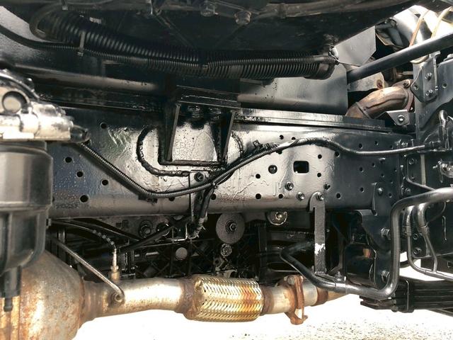 デュトロ 高所作業車　アイチ　ＳＫ２２Ａ　作業床高さ２２．１ｍ　絶縁バケット２００ｋｇ　通信仕様　　走行１１千ｋｍ　Ｆ６　６速　マニュアル　ＡＩＣＨＩ（28枚目）