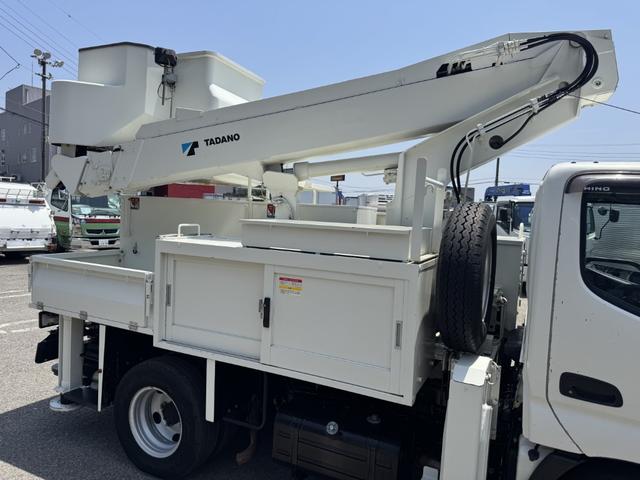 デュトロ 高所作業車　タダノ　ＡＴ－１００ＴＴＥ　電工仕様　作業床高さ９．９ｍ　絶縁バケット２００ｋｇ　走行３７千ｋｍ　ＡＴ　オートマ　２ペダル（7枚目）