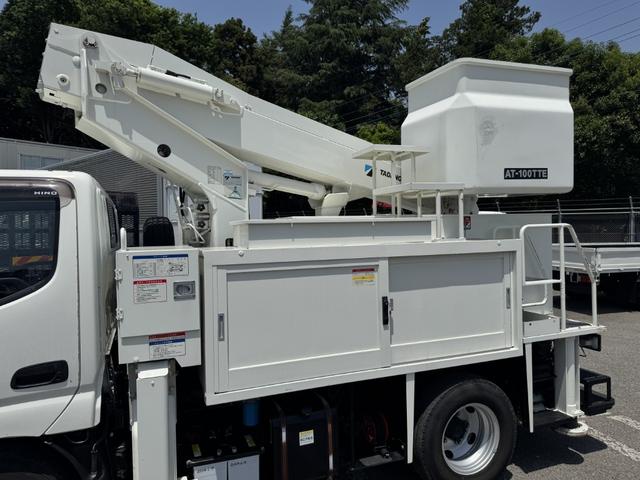 デュトロ 高所作業車　タダノ　ＡＴ－１００ＴＴＥ　電工仕様　作業床高さ９．９ｍ　絶縁バケット２００ｋｇ　走行３７千ｋｍ　ＡＴ　オートマ　２ペダル（8枚目）