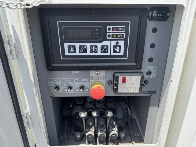 デュトロ 高所作業車　タダノ　ＡＴ－１００ＴＴＥ　電工仕様　作業床高さ９．９ｍ　絶縁バケット２００ｋｇ　走行３７千ｋｍ　ＡＴ　オートマ　２ペダル（15枚目）