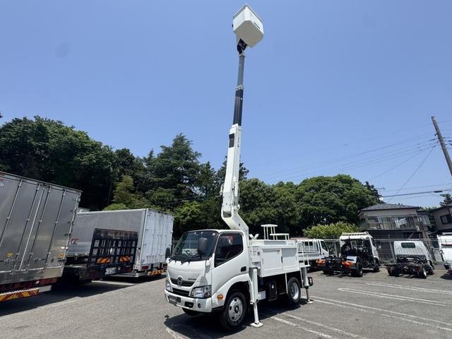 デュトロ 高所作業車　タダノ　ＡＴ－１００ＴＴＥ　電工仕様　作業床高さ９．９ｍ　絶縁バケット２００ｋｇ　走行３７千ｋｍ　ＡＴ　オートマ　２ペダル（16枚目）
