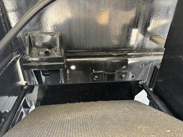 デュトロ 高所作業車　タダノ　ＡＴ－１００ＴＴＥ　電工仕様　作業床高さ９．９ｍ　絶縁バケット２００ｋｇ　走行３７千ｋｍ　ＡＴ　オートマ　２ペダル（27枚目）