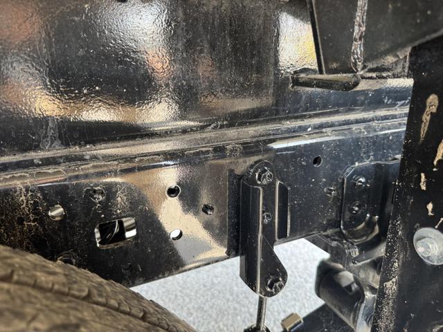 デュトロ 高所作業車　タダノ　ＡＴ－１００ＴＴＥ　電工仕様　作業床高さ９．９ｍ　絶縁バケット２００ｋｇ　走行３７千ｋｍ　ＡＴ　オートマ　２ペダル（30枚目）