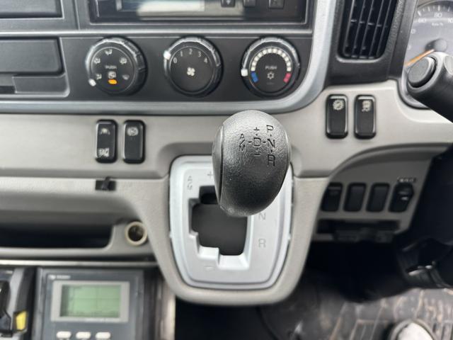 キャンター 低温冷凍車　１０尺　全低床　東プレ　－３０℃設定　エバハウス　スタンバイ（コード欠）　サイドドア　積載２ｔ　シフト：デュオニック　２ペダル　セミオートマ　低温仕様　２ｔ冷凍車　２トン冷凍車（36枚目）