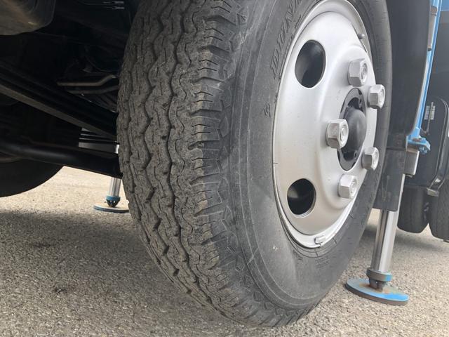 デュトロ 高所作業車　タダノ　ＡＴ１００ＴＧ　作業床高さ９．９ｍ　バケット２００ｋｇ　走行７千ｋｍ　Ｆ５　５速　マニュアル　ＴＡＤＡＮＯ（43枚目）