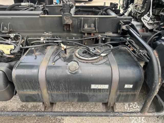 キャンター 巻込みパッカー　新明和　ＧＲ０５２－１４３４　５．１立米　連続スイッチ　汚水タンク　積載２ｔ　Ｉ５　５速　マニュアル　塵芥車　パッカー車　ゴミ収集車　巻き込み式　ドラレコ（33枚目）