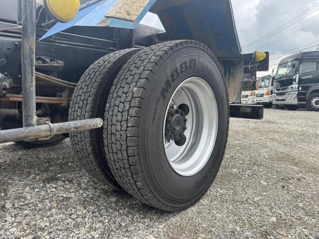 コンドル アームロール　新明和　ＣＣＡ４４－３１　ツインホイスト　キャブバックステップ　積載３．７ｔ　Ｆ６　６速　マニュアル　脱着装置付コンテナ専用車　コンテナ車　４ｔアームロール（46枚目）