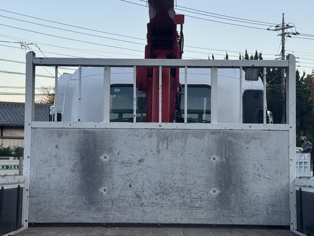 フォワード ２．９ｔ吊４段クレーン　木平　古河ユニック　ＵＲＧ３４４　フックイン　ラジコン　５，４２０×２，１５０　走行７１千ｋｍ　積載２．５ｔ　Ｆ６　６速　マニュアル　４ｔクレーン　吊ｔ数２．９ｔ吊　４段ブーム　送信機　ＥＴＣ１．０（14枚目）