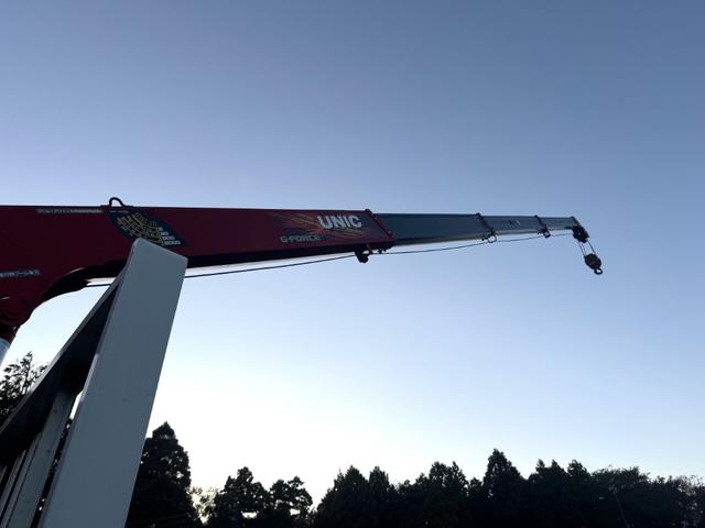 フォワード ２．９ｔ吊４段クレーン　木平　古河ユニック　ＵＲＧ３４４　フックイン　ラジコン　５，４２０×２，１５０　走行７１千ｋｍ　積載２．５ｔ　Ｆ６　６速　マニュアル　４ｔクレーン　吊ｔ数２．９ｔ吊　４段ブーム　送信機　ＥＴＣ１．０（16枚目）