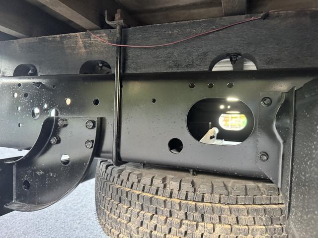 フォワード ２．９ｔ吊４段クレーン　木平　古河ユニック　ＵＲＧ３４４　フックイン　ラジコン　５，４２０×２，１５０　走行７１千ｋｍ　積載２．５ｔ　Ｆ６　６速　マニュアル　４ｔクレーン　吊ｔ数２．９ｔ吊　４段ブーム　送信機　ＥＴＣ１．０（25枚目）