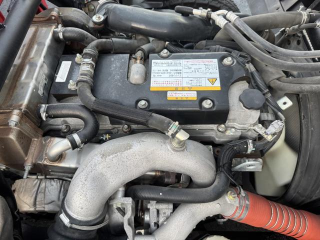 フォワード ２．９ｔ吊４段クレーン　木平　古河ユニック　ＵＲＧ３４４　フックイン　ラジコン　５，４２０×２，１５０　走行７１千ｋｍ　積載２．５ｔ　Ｆ６　６速　マニュアル　４ｔクレーン　吊ｔ数２．９ｔ吊　４段ブーム　送信機　ＥＴＣ１．０（44枚目）