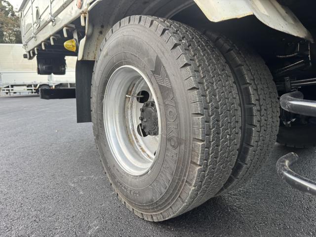 フォワード ２．９ｔ吊４段クレーン　木平　古河ユニック　ＵＲＧ３４４　フックイン　ラジコン　５，４２０×２，１５０　走行７１千ｋｍ　積載２．５ｔ　Ｆ６　６速　マニュアル　４ｔクレーン　吊ｔ数２．９ｔ吊　４段ブーム　送信機　ＥＴＣ１．０（47枚目）