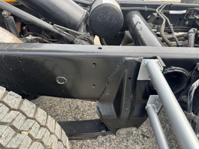 キャンター 深ダンプ　土砂禁　新明和　ＤＲ２－０１１０ＳＹ　車検付　積載２ｔ　Ｉ５　５速　マニュアル　２ｔダンプ　２トンダンプ　メッキパーツ（24枚目）