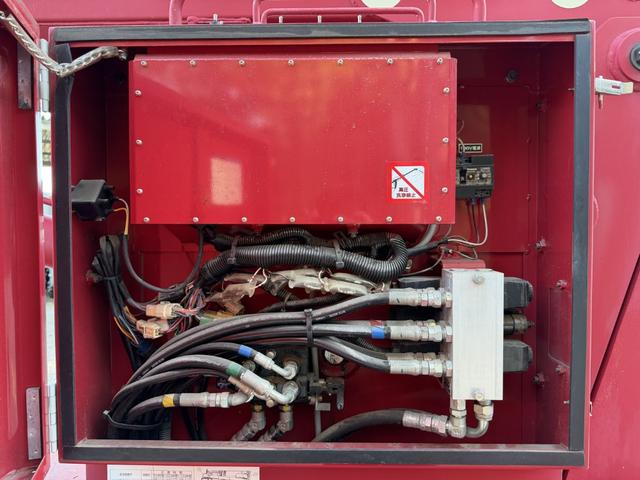 エルフトラック 高所作業車 アイチ SS12A 作業床高さ11.9m バケット200kg アワメーター2847h F6 6速 マニュアル ETC1.0 キーレス(10枚目)