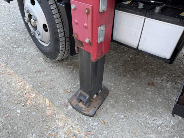 エルフトラック 高所作業車 アイチ SS12A 作業床高さ11.9m バケット200kg アワメーター2847h F6 6速 マニュアル ETC1.0 キーレス(20枚目)