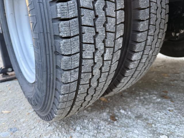 エルフトラック 高所作業車 アイチ SS12A 作業床高さ11.9m バケット200kg アワメーター2847h F6 6速 マニュアル ETC1.0 キーレス(52枚目)