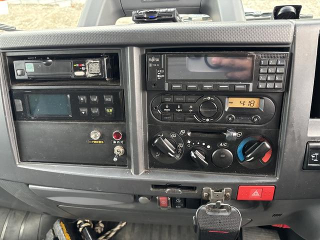 エルフトラック 冷蔵冷凍車　ワイドロング　東プレ　ＸＶ３２ＨＯＣ－Ｕ　－５℃設定　エバハウス　４，４６０×１，９６０×１，９２０　積載２．９５ｔ　シフト：スムーサー　セミオートマ　２ペダル　中温仕様　－５度　ＥＴＣ１．０　バックカメラ（37枚目）