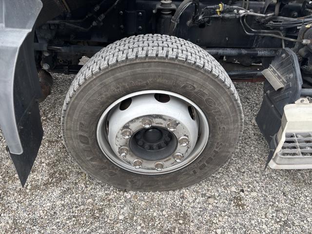 クオン 低温冷凍車　４軸低床　エアサス　格納ゲート　東プレ　ＸＶ９２ＬＳＥ－Ｕ　－３０℃設定　エバハウス　スタンバイ付　サイドドア　ジョロダーレール　９，３４０×２，３２０×２，４２０　積載１２．９ｔ　車検付　シフト：エスコット　２ペダル　パワーゲート（49枚目）