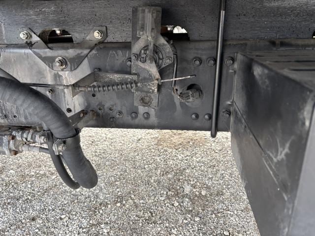 ファイター ２．９ｔ吊４段クレーン　木平　タダノ　ＺＥ３０４ＭＨ　フックイン　ラジコン　５，５００×２，１１０　外装仕上げ済　積載２．８ｔ　Ｆ６　６速　マニュアル　古河ユニック　ＵＮＩＣ　吊ｔ数２．９ｔ吊　４段ブーム　送信機　４ｔクレーン（23枚目）