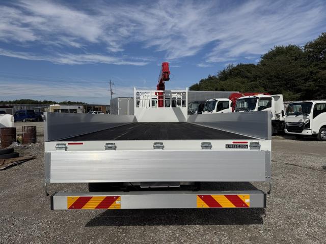 ファイター 4段クレーン アルミブロック ワイド ベッド付 増トン 古河ユニック URG504AMS フックイン ラジコン 差し違いアウトリガー 7,870×2,360 積載10.2t 車検付 走行791km 吊t数2.9t吊 4段ブーム アルミアオリ 増tクレーン(10枚目)