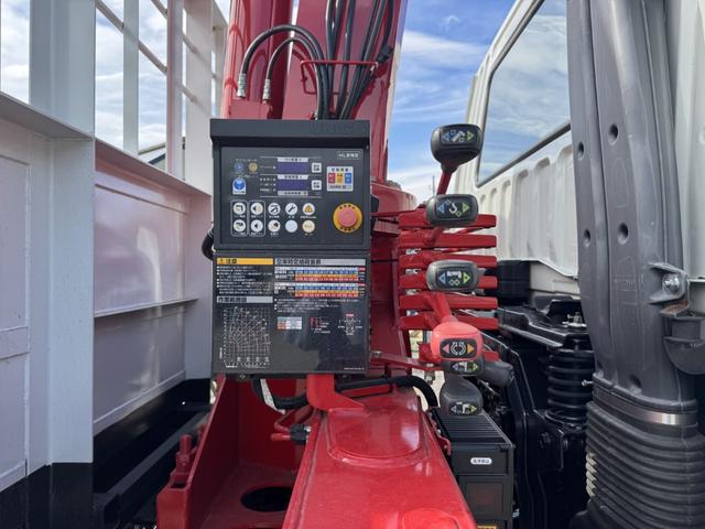 ファイター 4段クレーン アルミブロック ワイド ベッド付 増トン 古河ユニック URG504AMS フックイン ラジコン 差し違いアウトリガー 7,870×2,360 積載10.2t 車検付 走行791km 吊t数2.9t吊 4段ブーム アルミアオリ 増tクレーン(21枚目)