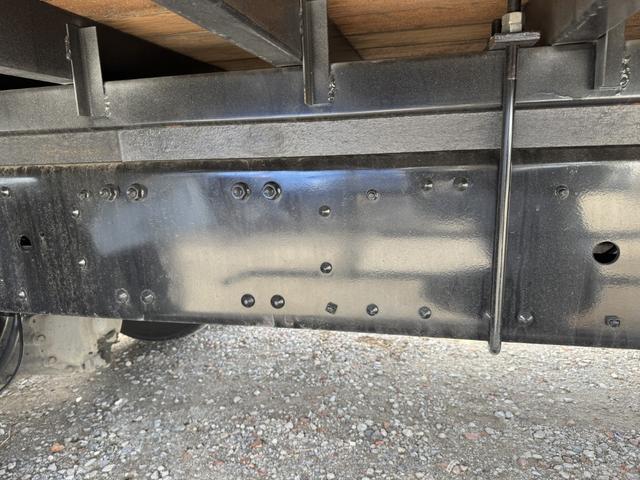 ファイター 4段クレーン アルミブロック ワイド ベッド付 増トン 古河ユニック URG504AMS フックイン ラジコン 差し違いアウトリガー 7,870×2,360 積載10.2t 車検付 走行791km 吊t数2.9t吊 4段ブーム アルミアオリ 増tクレーン(26枚目)