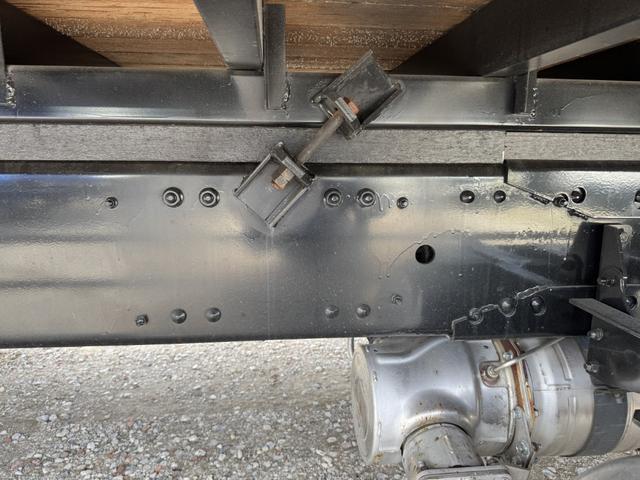 ファイター 4段クレーン アルミブロック ワイド ベッド付 増トン 古河ユニック URG504AMS フックイン ラジコン 差し違いアウトリガー 7,870×2,360 積載10.2t 車検付 走行791km 吊t数2.9t吊 4段ブーム アルミアオリ 増tクレーン(29枚目)