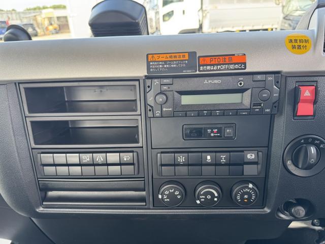 ファイター 4段クレーン アルミブロック ワイド ベッド付 増トン 古河ユニック URG504AMS フックイン ラジコン 差し違いアウトリガー 7,870×2,360 積載10.2t 車検付 走行791km 吊t数2.9t吊 4段ブーム アルミアオリ 増tクレーン(35枚目)