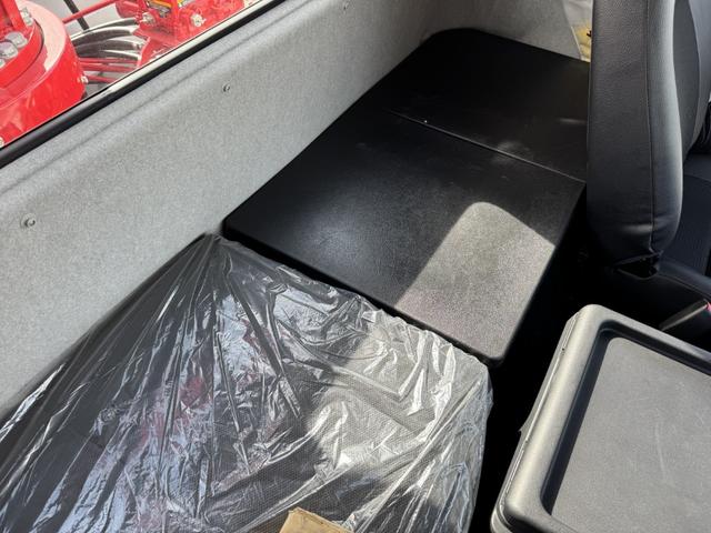 ファイター 4段クレーン アルミブロック ワイド ベッド付 増トン 古河ユニック URG504AMS フックイン ラジコン 差し違いアウトリガー 7,870×2,360 積載10.2t 車検付 走行791km 吊t数2.9t吊 4段ブーム アルミアオリ 増tクレーン(43枚目)