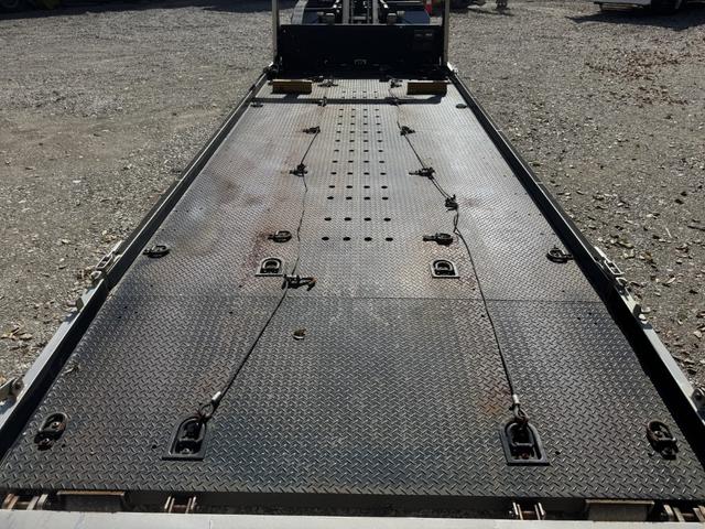 キャンター セーフティーローダー　カスタム　フラトップゼロ　新品エンジンＡＳＳＹ交換（記録簿有り）　極東開発　ＪＮ０２－４５　　ウインチ　ラジコン　左右アオリ開閉式　荷台長５，７２０ｍｍ　車検付　積載３．１ｔ　Ｉ５　５速　マニュアル　車載車　セフティーローダー（12枚目）